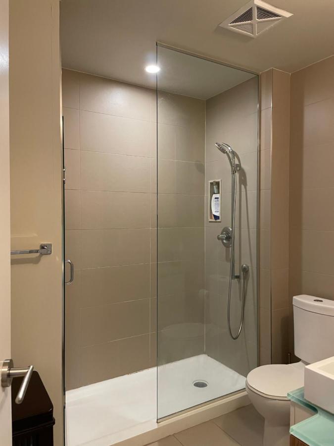 טורונטו Luxury Condo With Cn Tower View מראה חיצוני תמונה