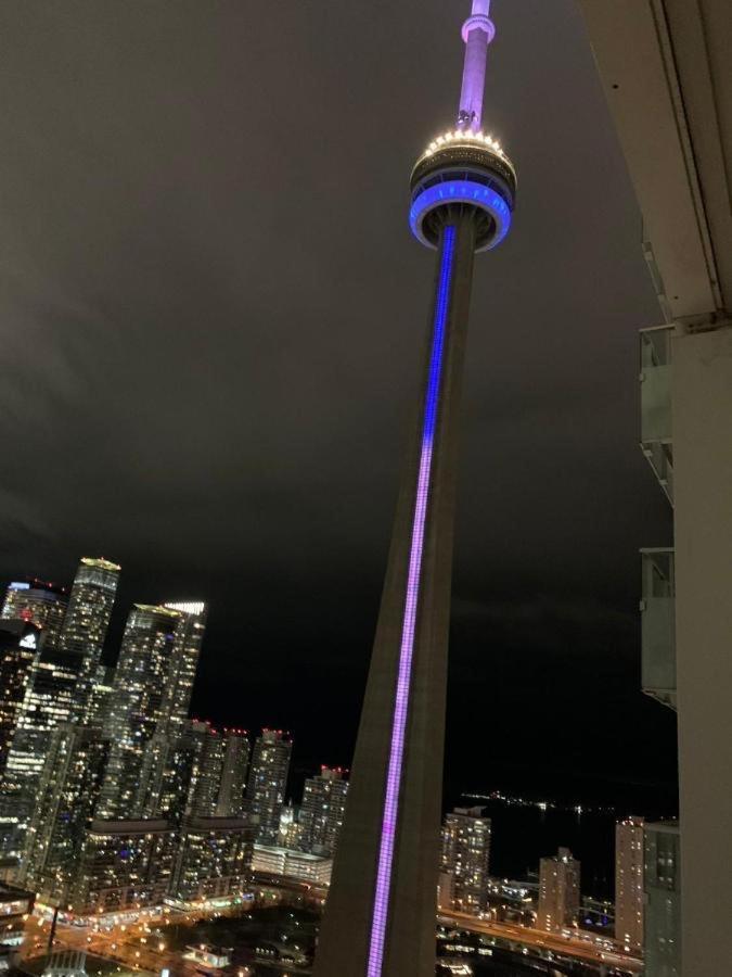 טורונטו Luxury Condo With Cn Tower View מראה חיצוני תמונה