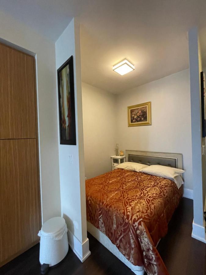 טורונטו Luxury Condo With Cn Tower View מראה חיצוני תמונה