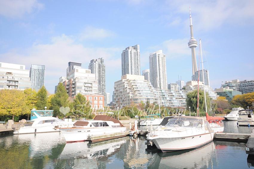 טורונטו Luxury Condo With Cn Tower View מראה חיצוני תמונה